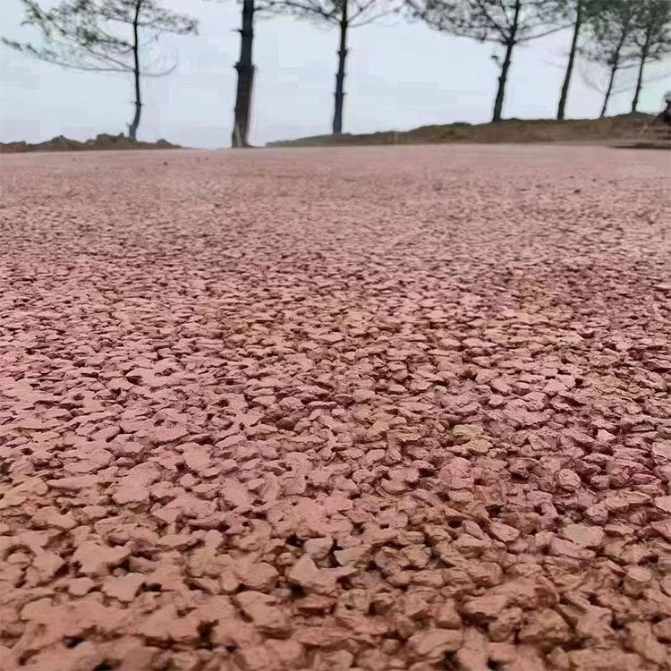 露骨料透水地坪