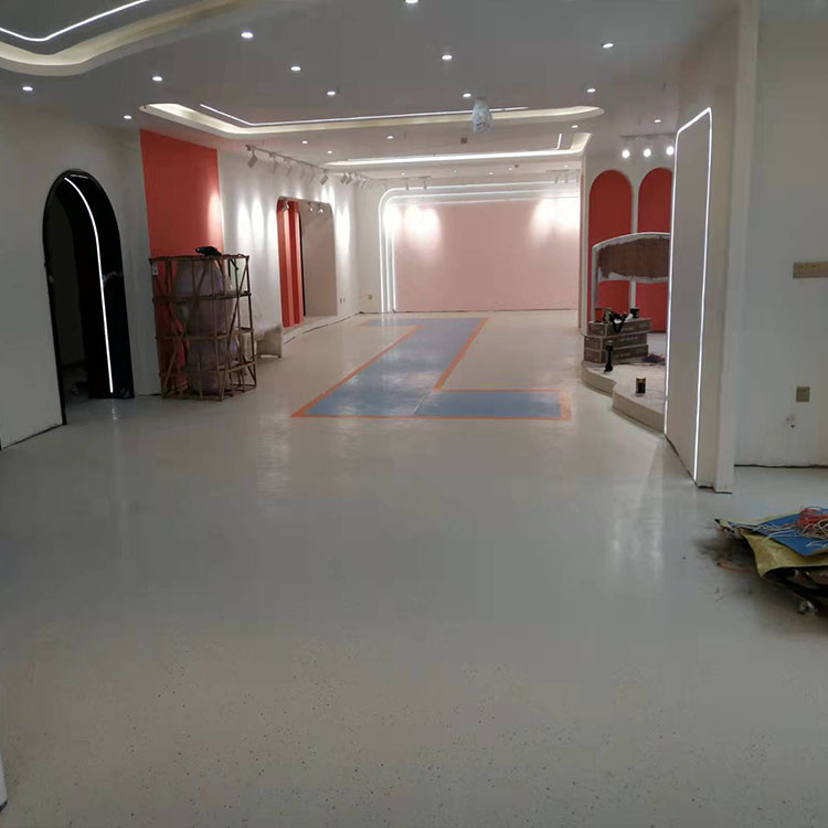 PVC地板施工及日常养护要点，有效延长地面使用寿命